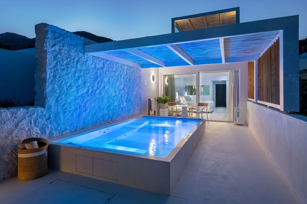 Dimitra Beach Hotel and Suites 47/76