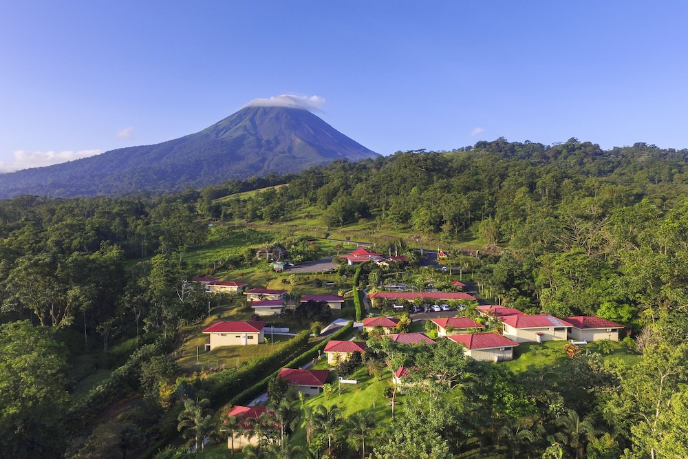 Arenal Volcano Inn 62/69