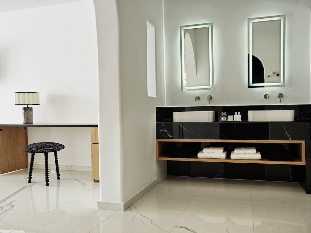 Sanctuary, Suite, Sea View, Shared Pool، Kouros Hotel and Suites 3/3