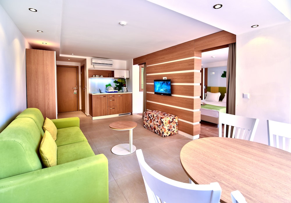 Hotel Forest Beach 23/40