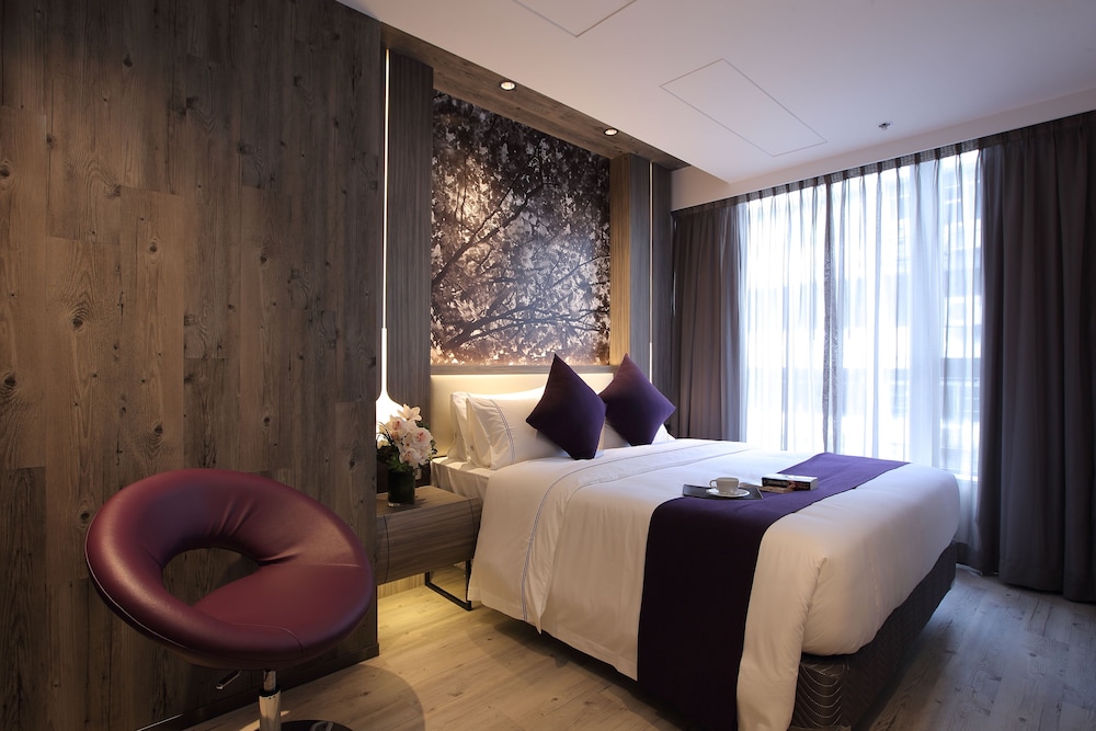 The Perkin Hotel 14/41