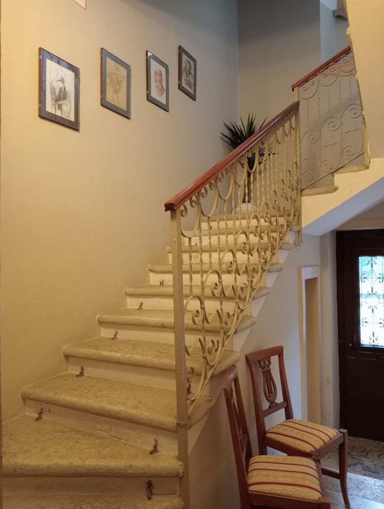 Villa Maria Au Lac 59/72