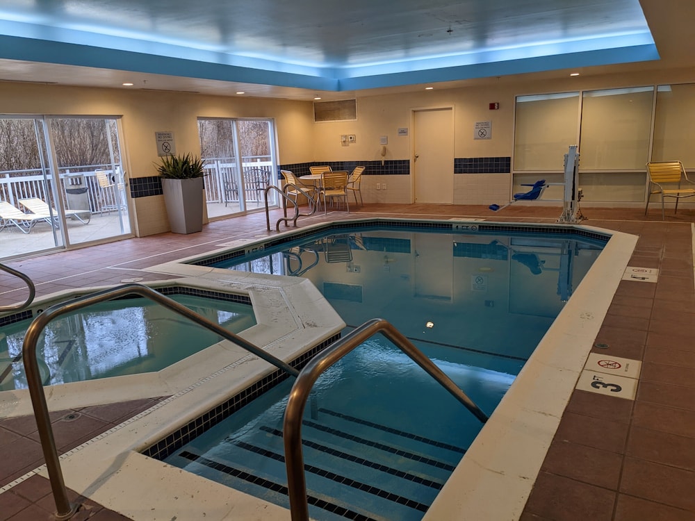 Fairfield Inn by Marriott Concord image