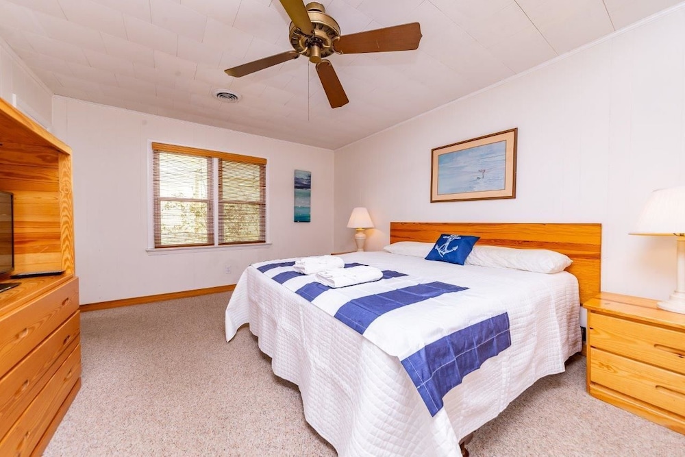 3 Bedrooms, Family, Cottage, 2 King Beds, 2 Queen Beds, Courtyard View, Kitchen