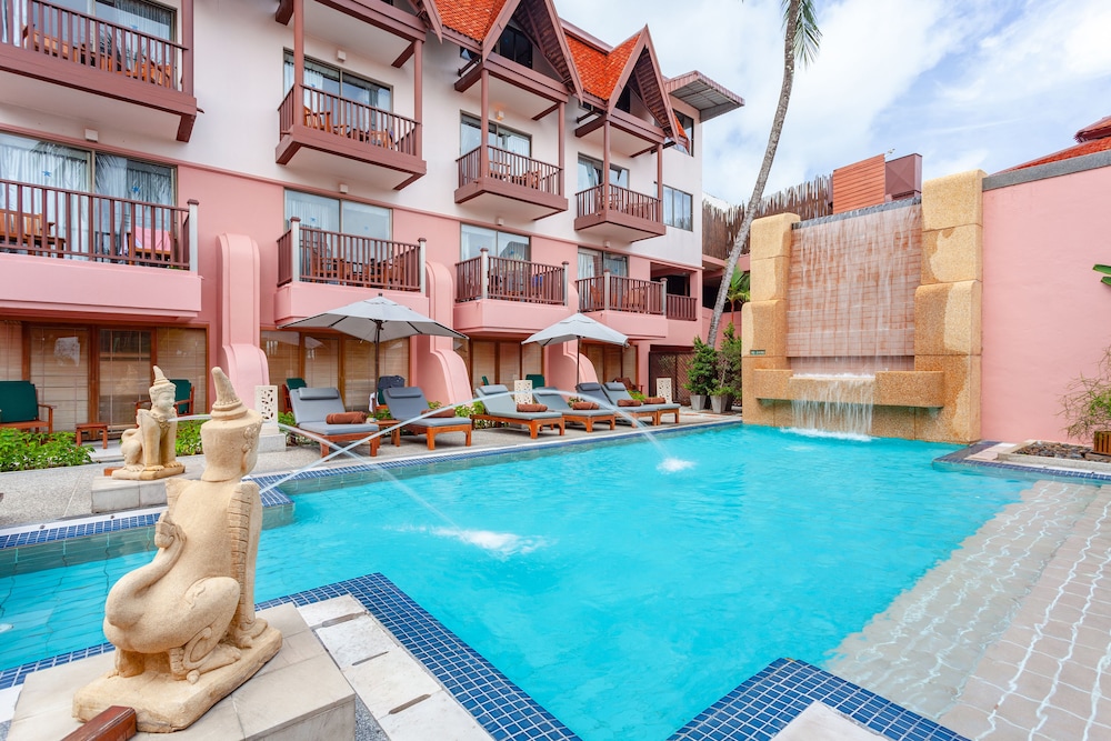 Seaview Patong Hotel 8/69