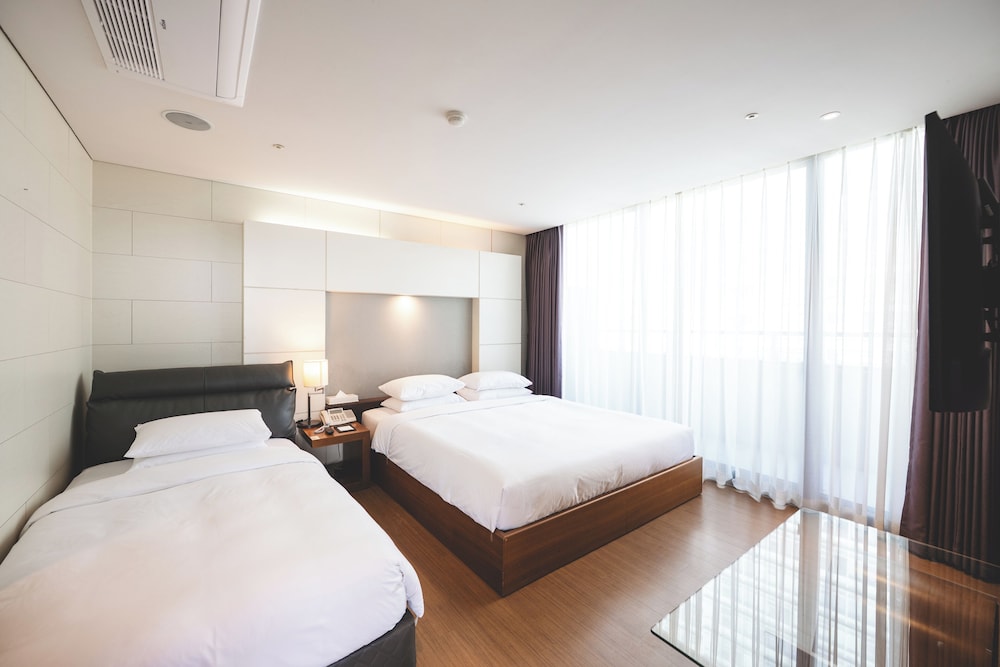 PRESIDENTIAL, SUITE, OCEAN VIEW