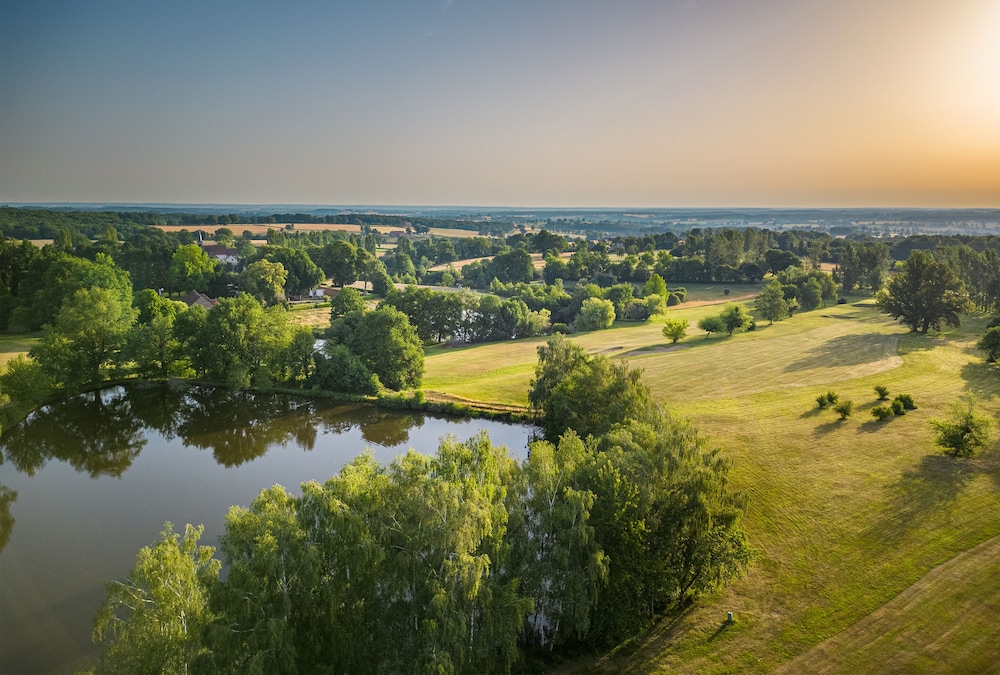 LES DRYADES GOLF AND SPA 47/57