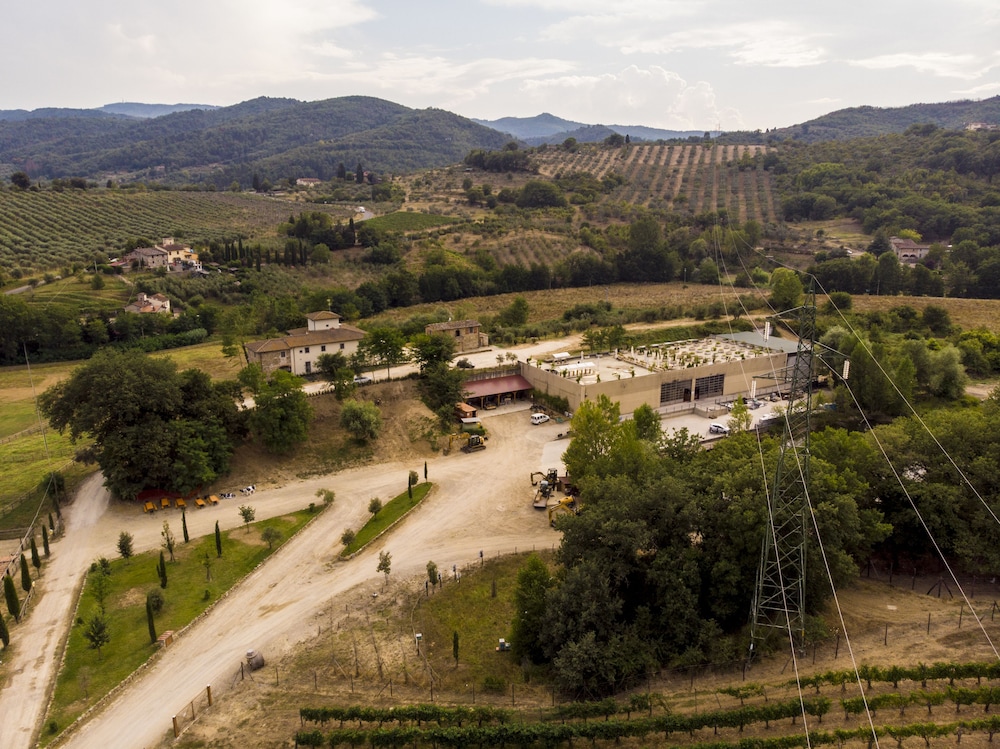 Casale Le Corti 67/76