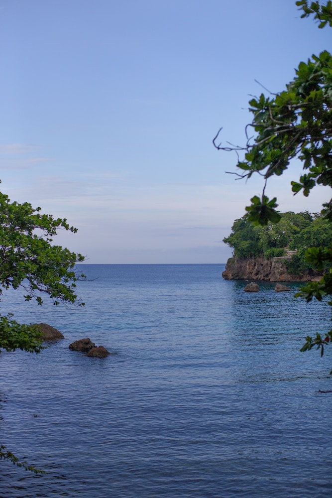 Frenchmans Cove 58/72