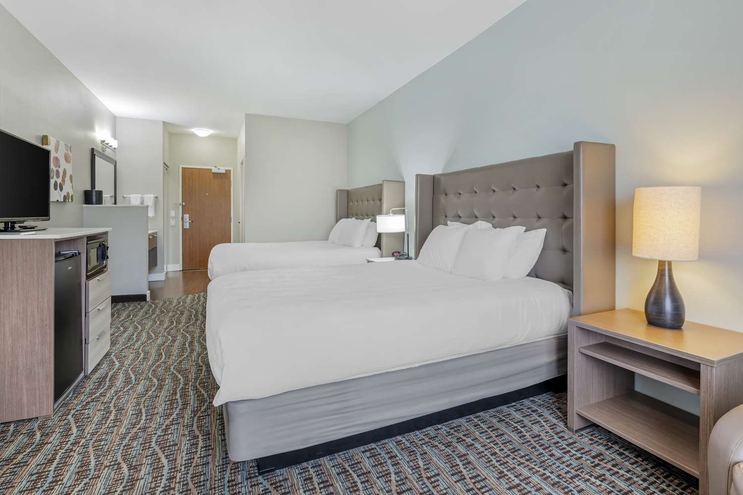 Best Western Plus Peppertree Inn At Omak 12/45