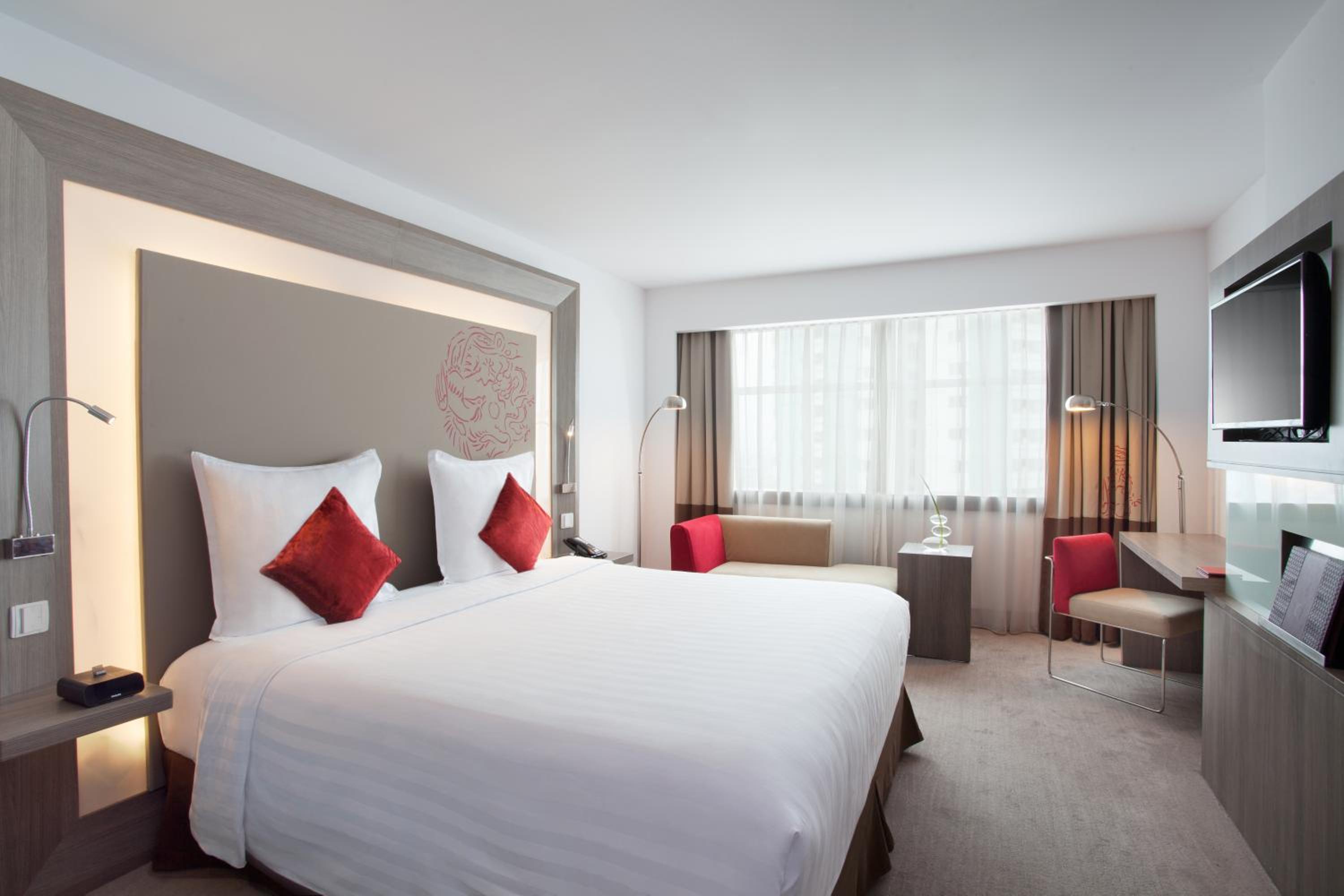 غرفة تنفيذية بسرير مزدوج، Novotel Jakarta Gajah Mada 5/9