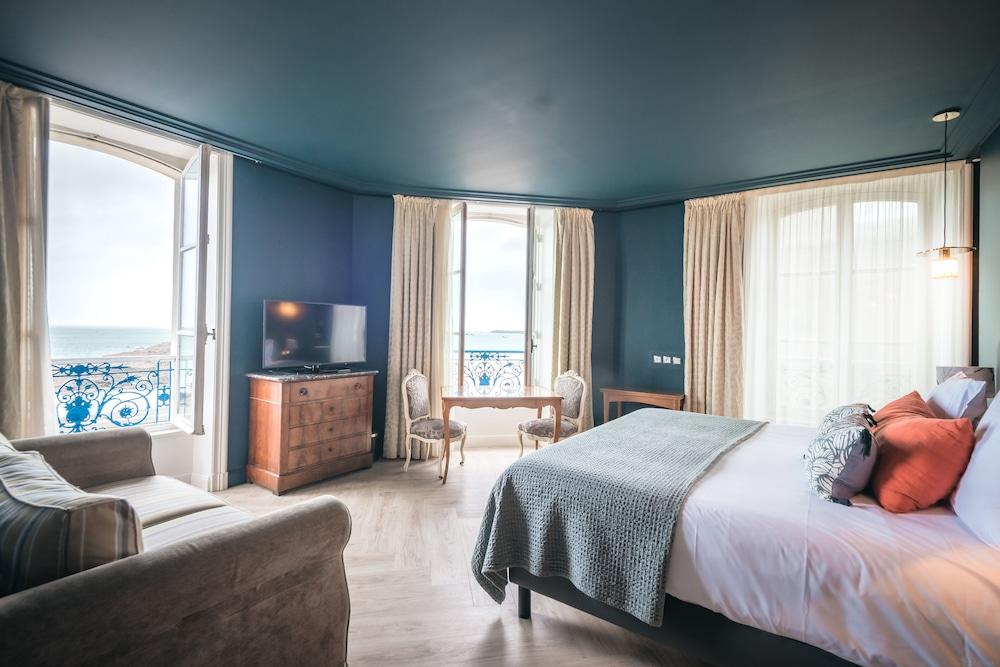 JUNIOR SUITE, SEA VIEW
