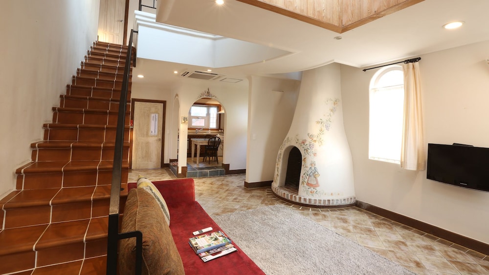 Hongcheon Miale Pension 12/33