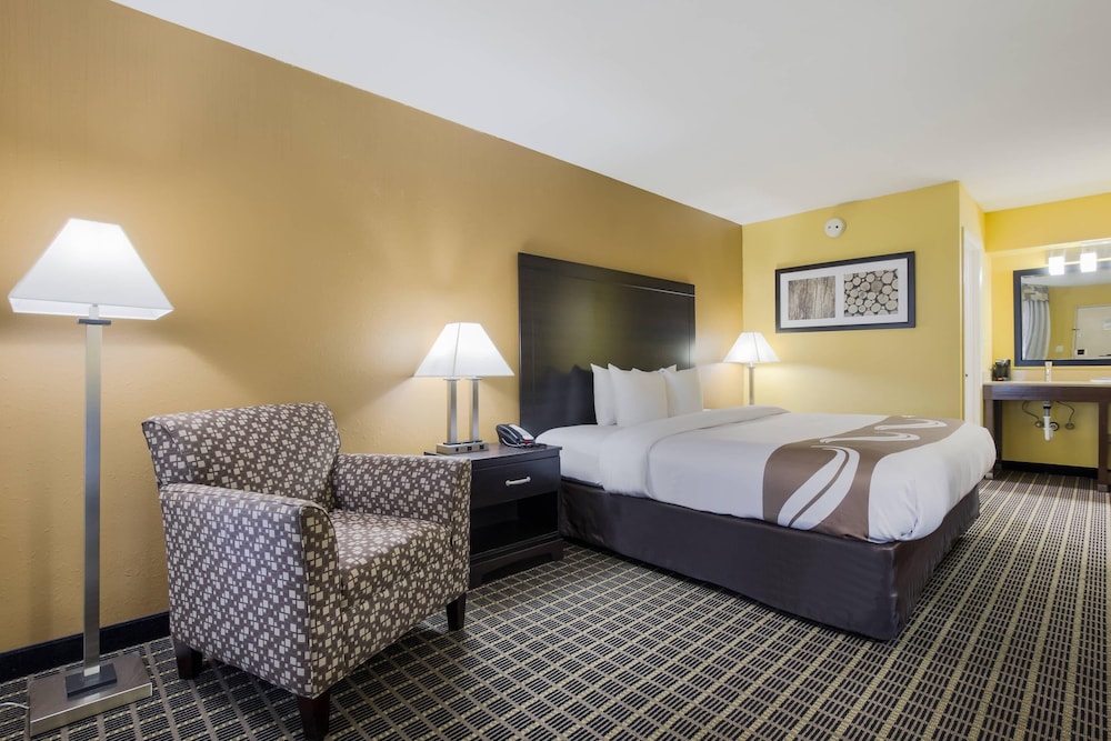 Quality Inn London North KY 21/44
