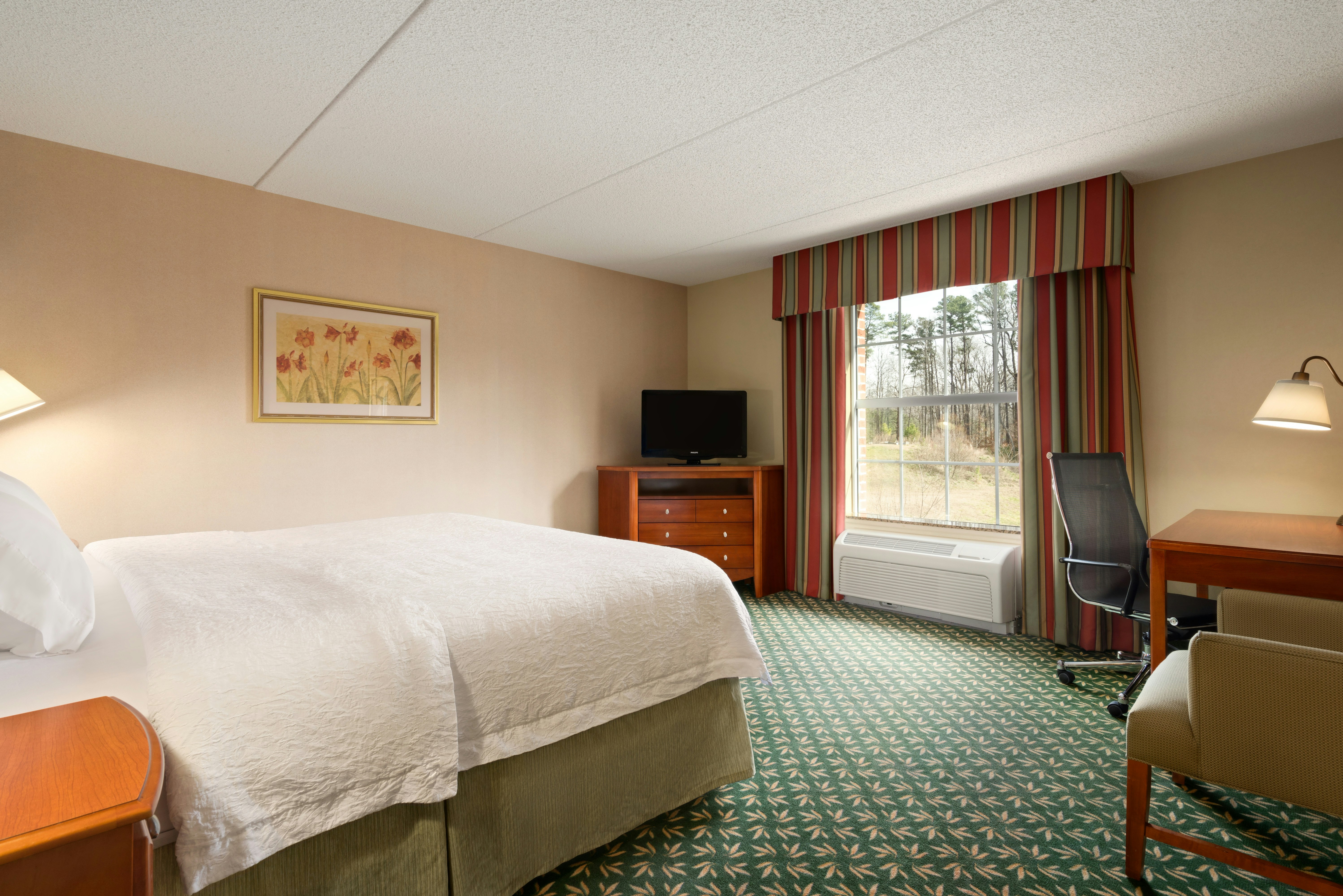 ROOM, KING BED