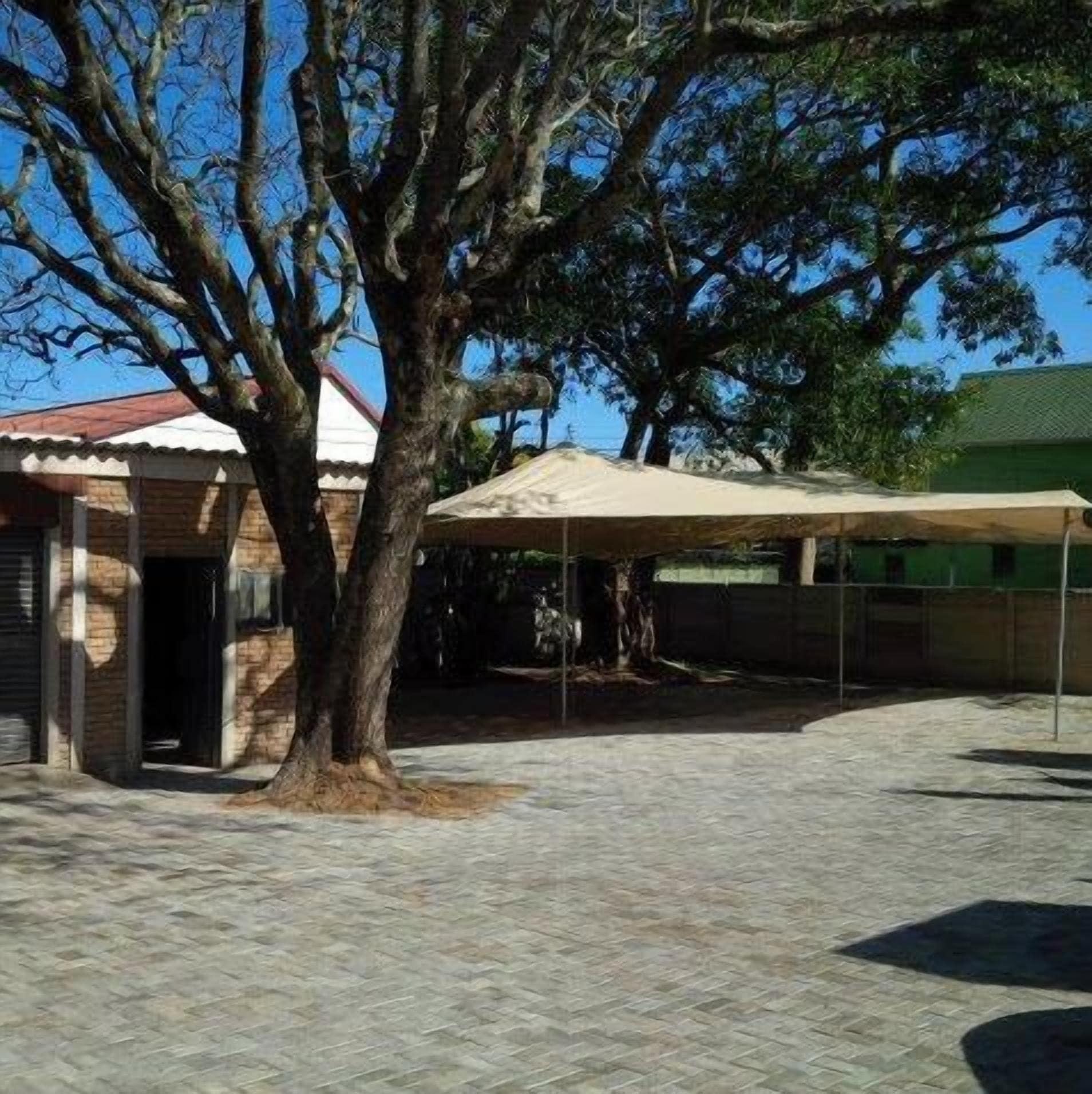1St Class Manor B&B 22/23
