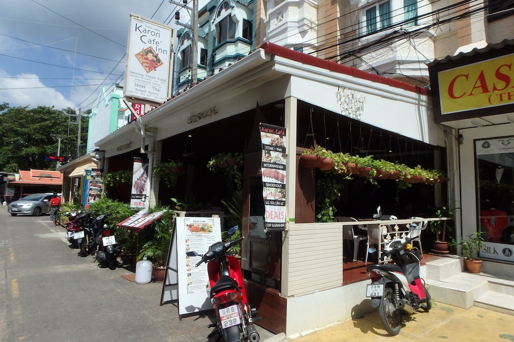 KARON CAFE INN 44/44
