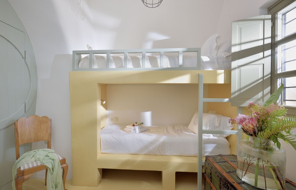 The A Collection, Oia by K and K 11/50