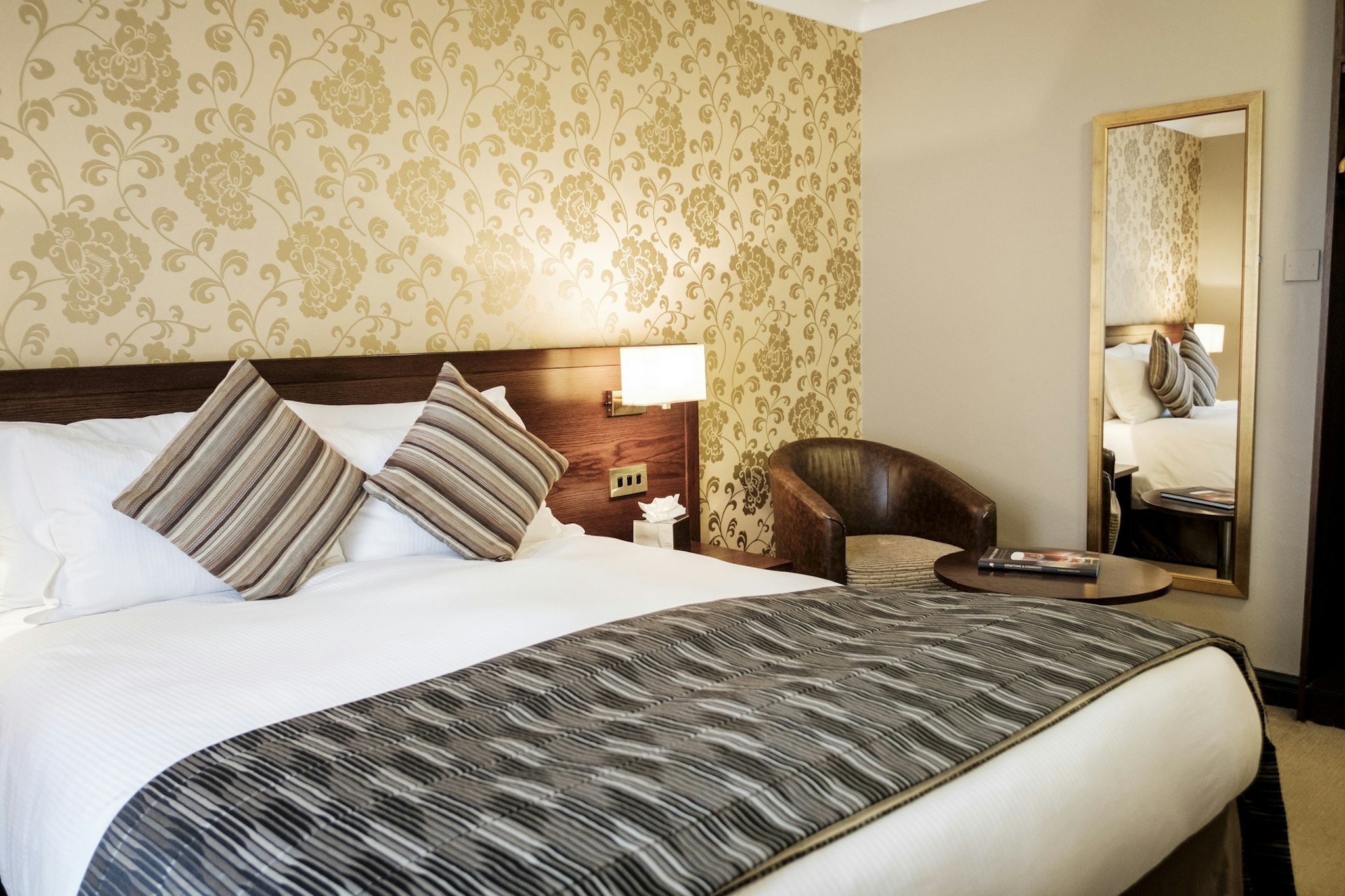 STANDARD, DOUBLE BED