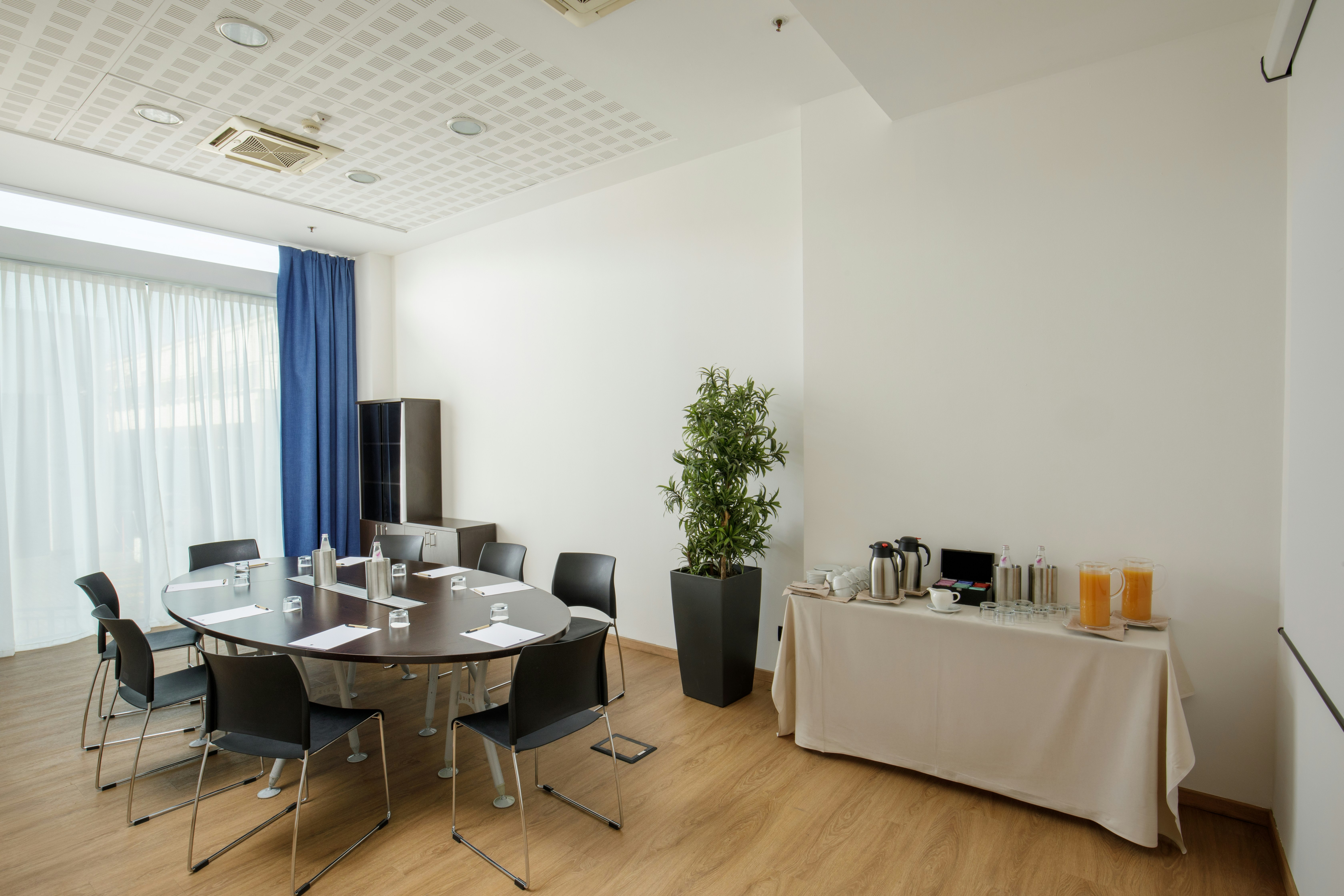 DOUBLETREE BY HILTON MILAN 79/83