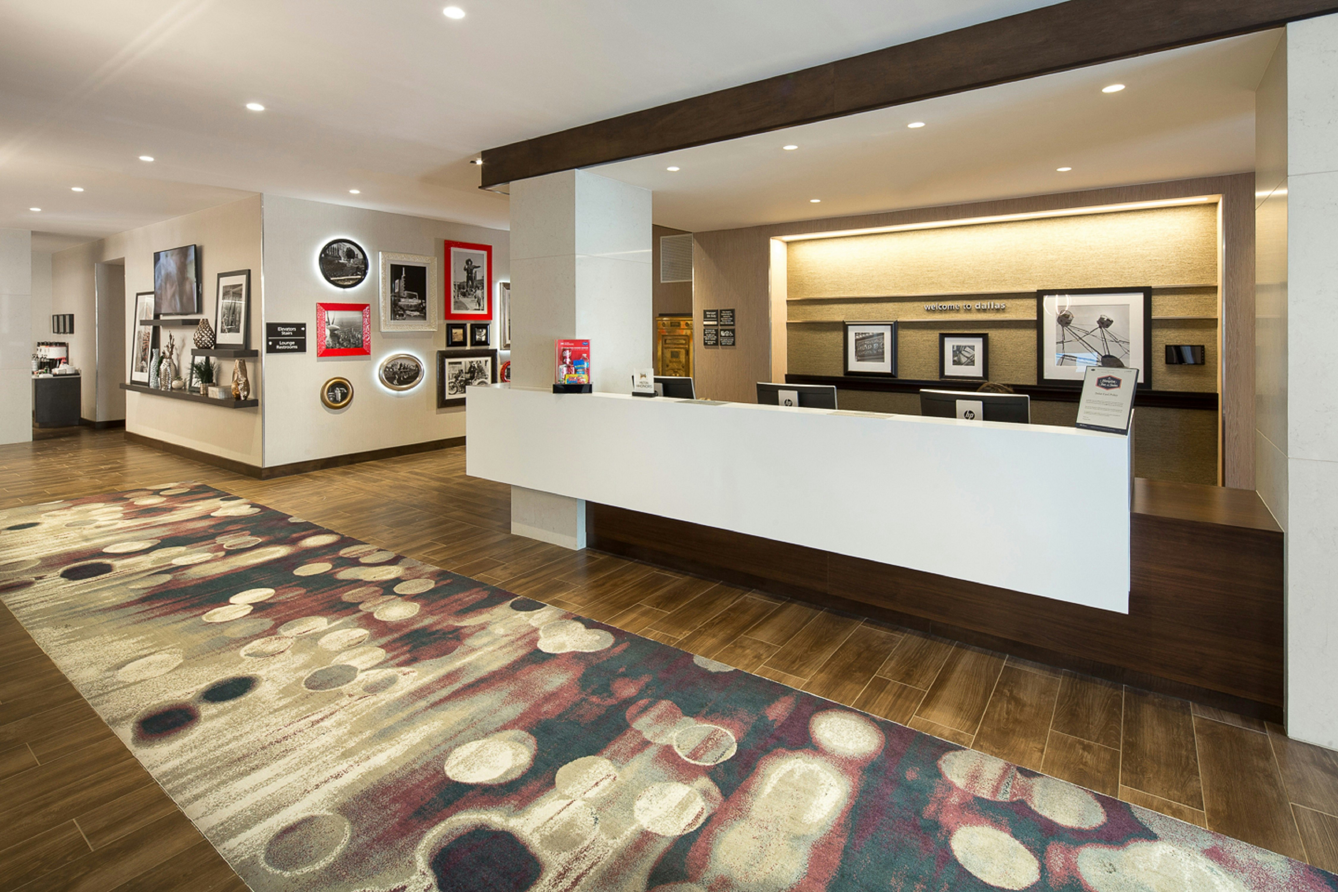Hampton Inn Suites Dallas Downtown 10/83