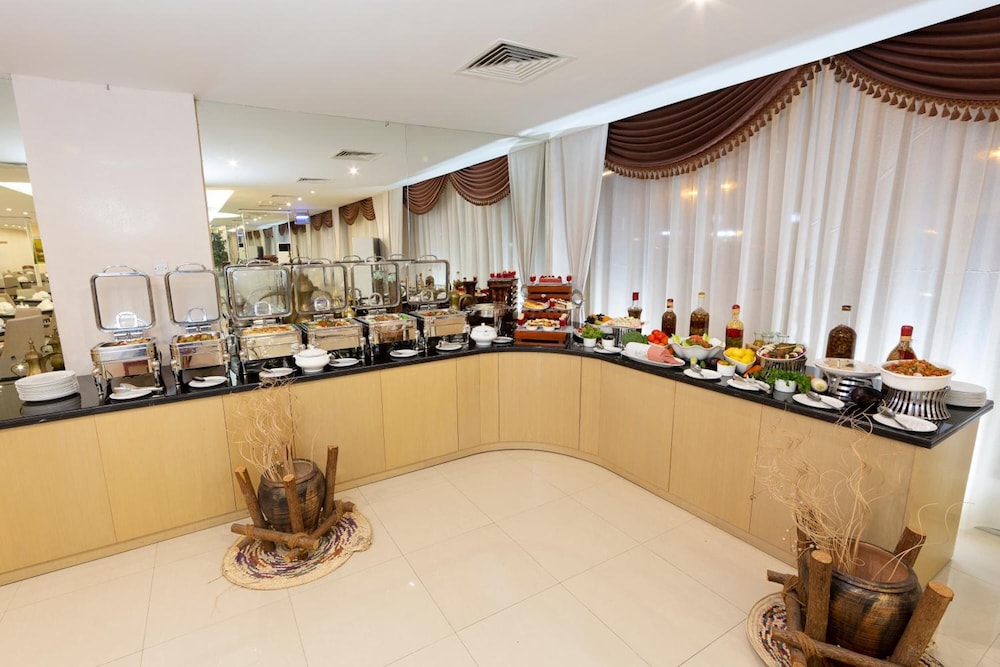 Nova Park Hotel 21/24