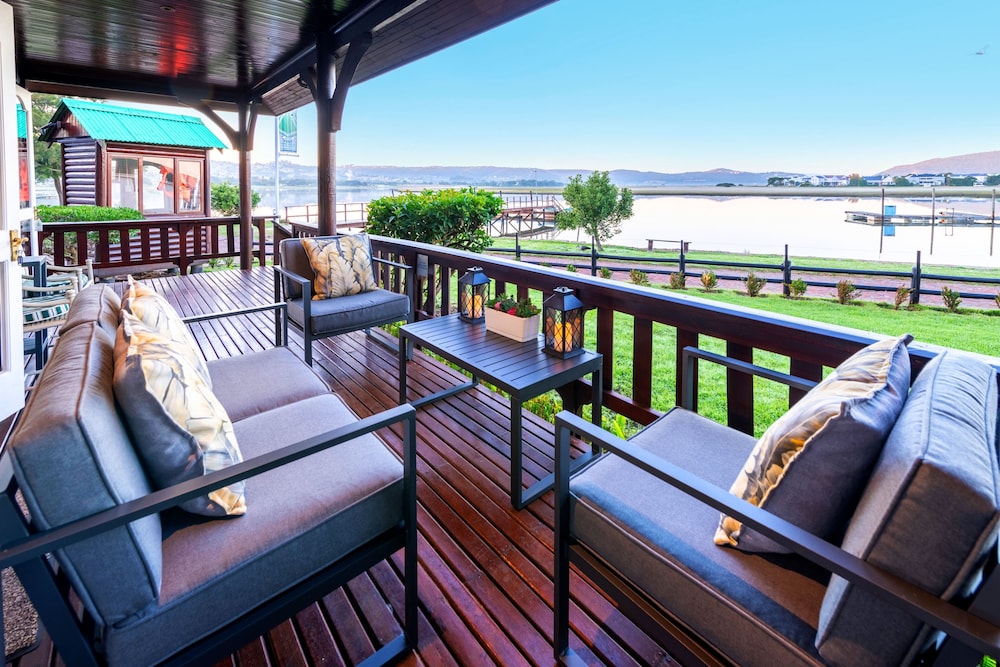 KNYSNA RIVER CLUB - KNYSNA 44/76