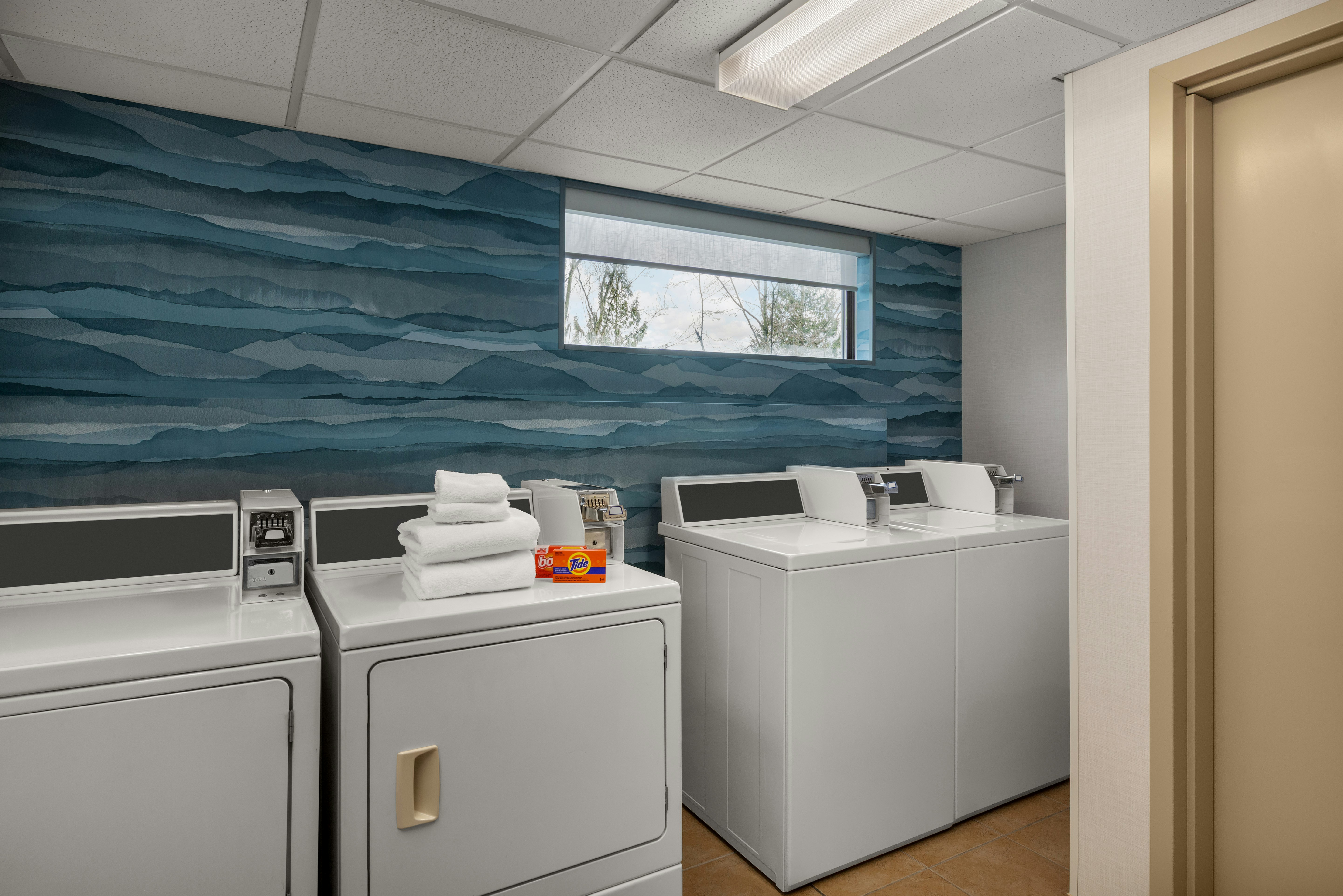 Hampton Inn and Suites by Hilton Langley Surrey 65/72