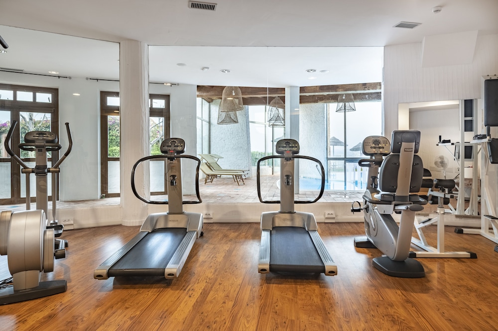 Hotel Resort And Spa Baia Caddinas 23/50
