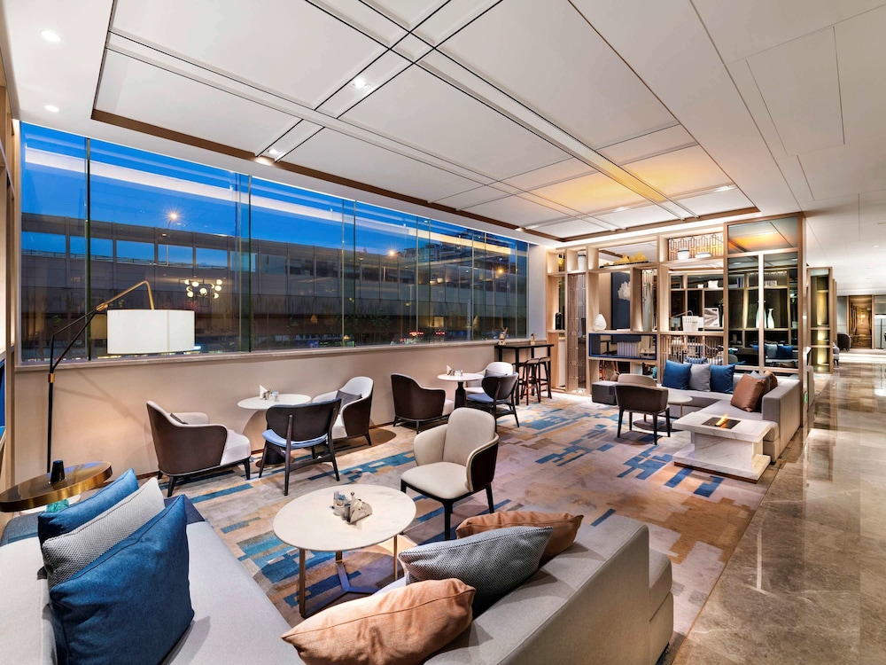 Grand Mercure Wuhan Qiaokou 32/50