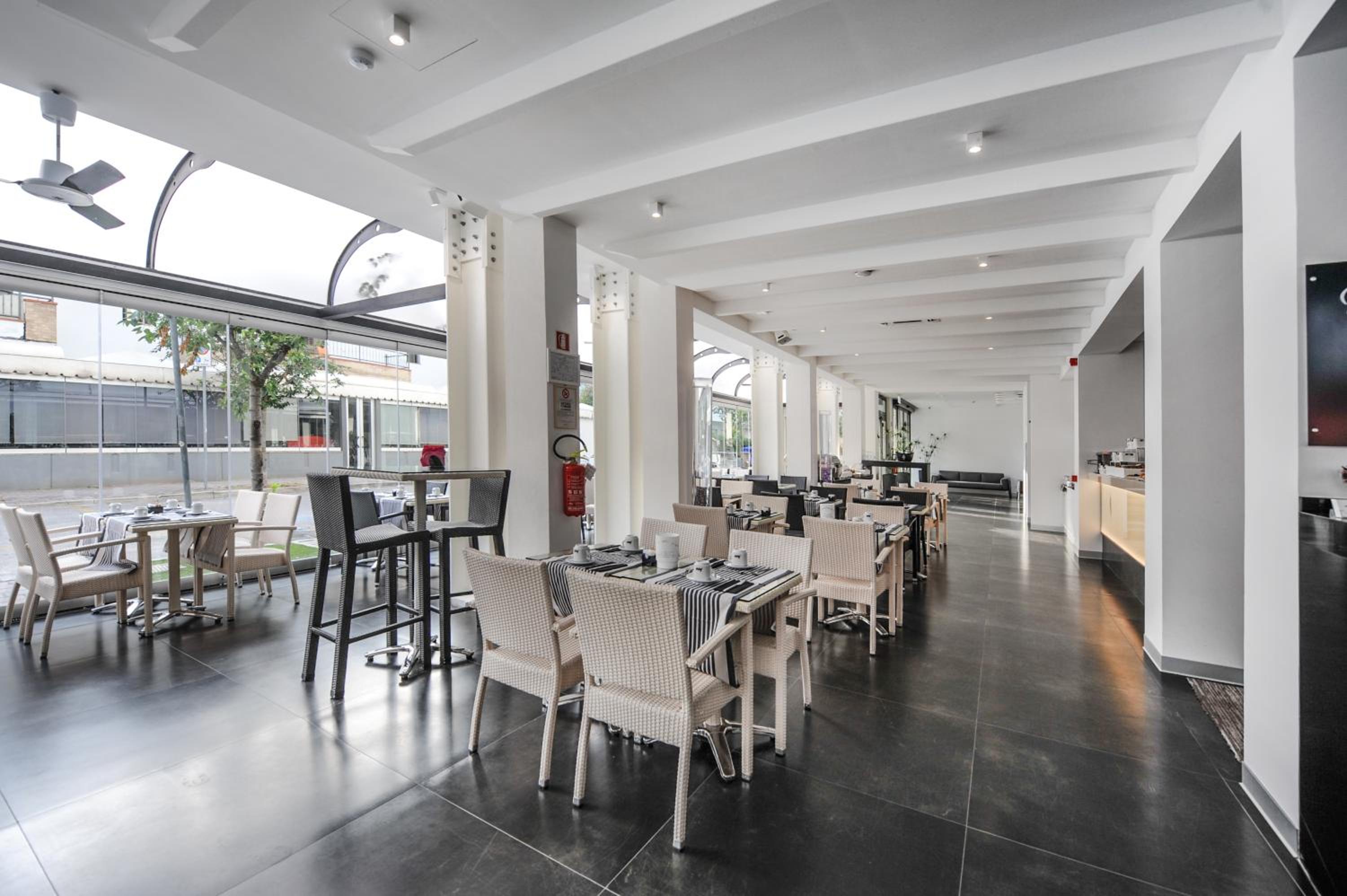 Bellini Hotel 42/54