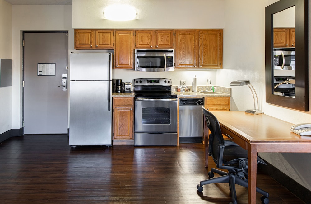 Hyatt House Chicago Schaumburg 38/50