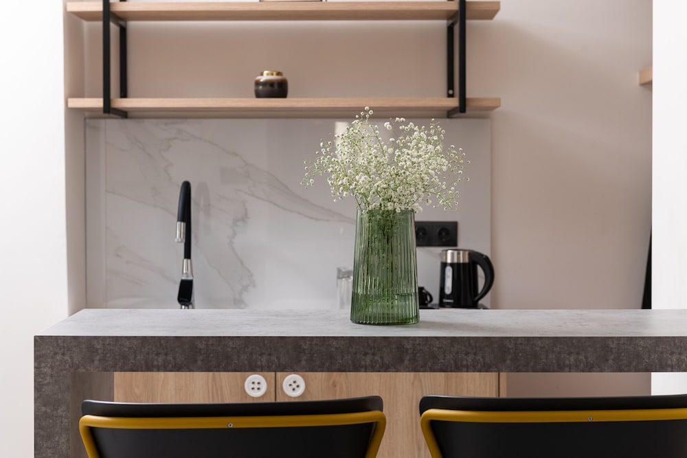 Enattica Suites 50/50