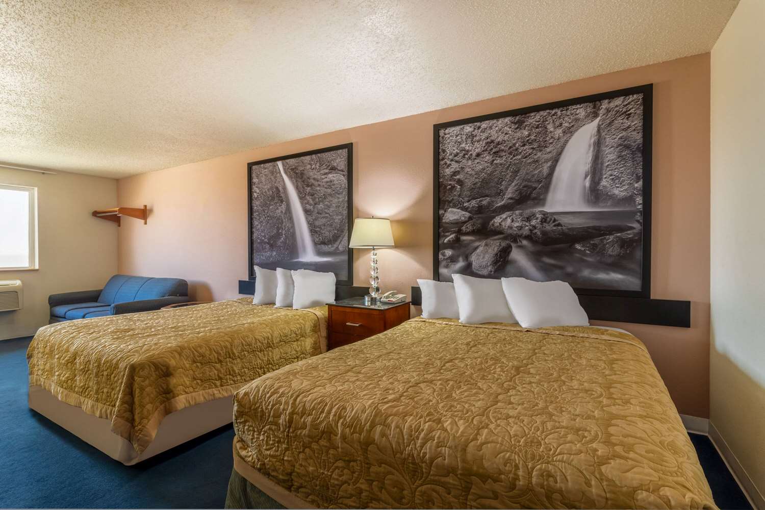 Super 8 by Wyndham Pendleton 8/22