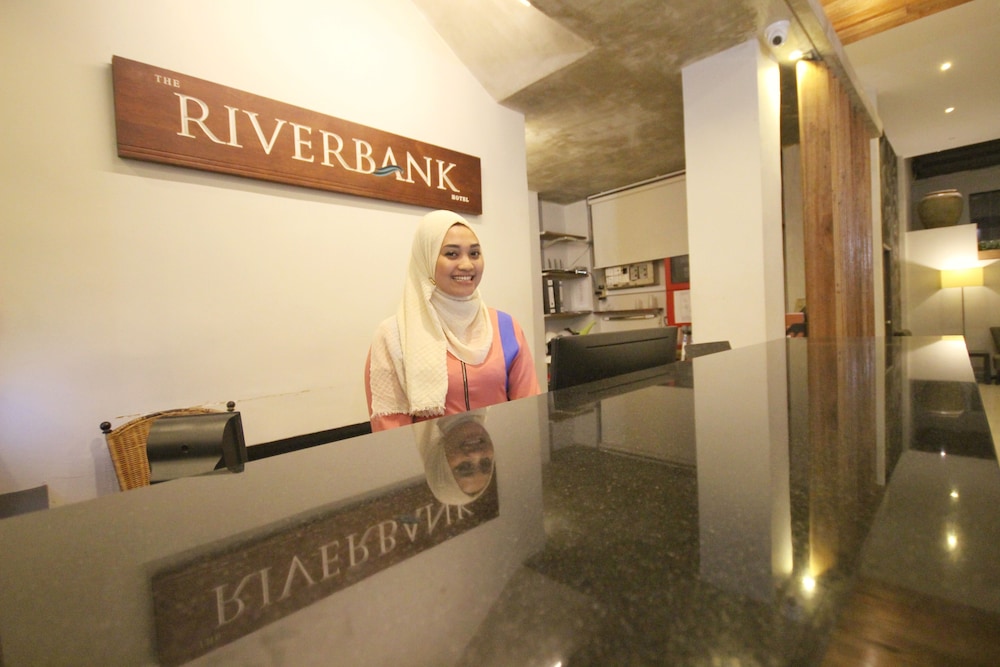 The Riverbank Hotel 3/31