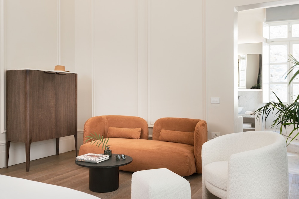 Castro Hotel Syros 38/50