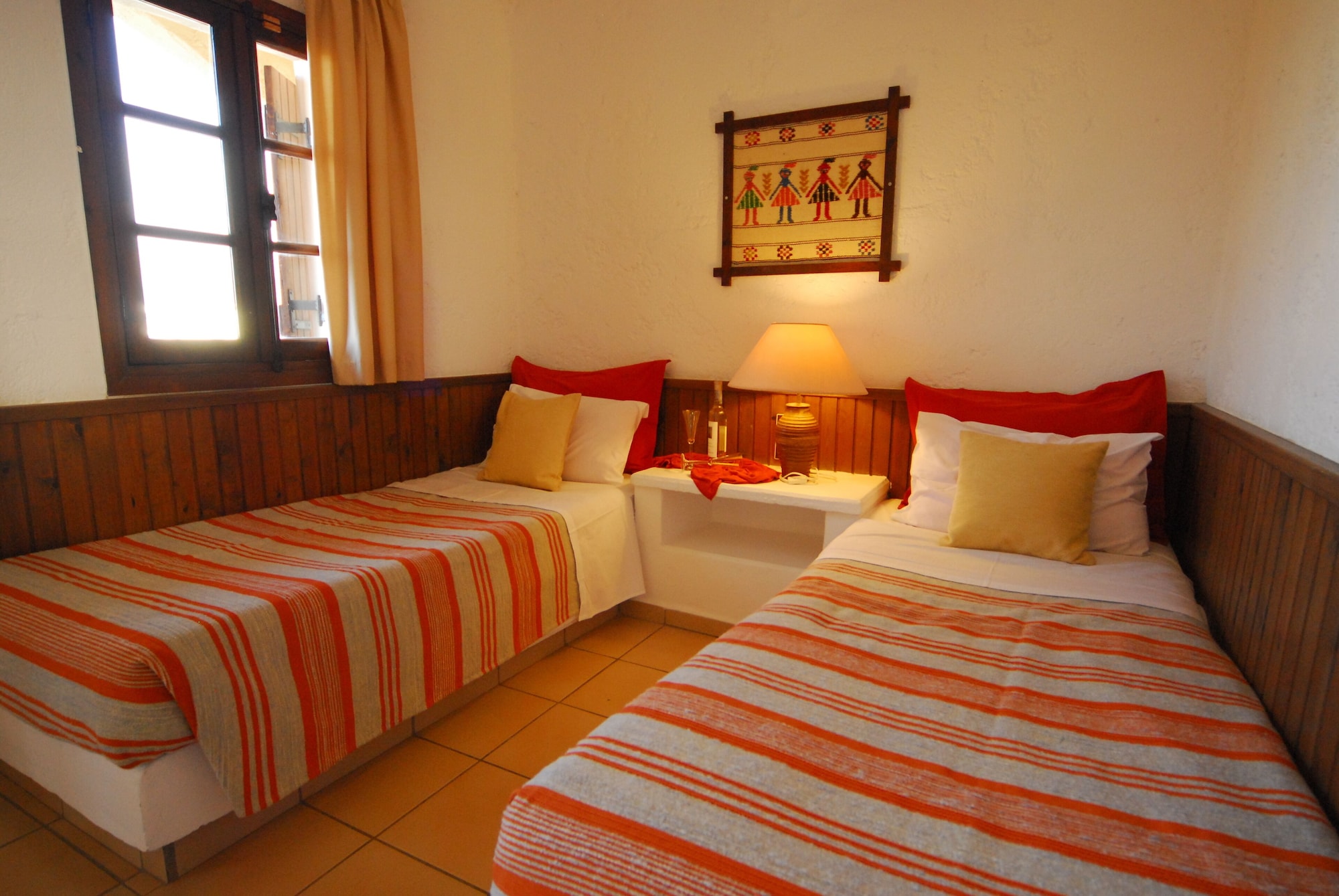 STUDIO, DOUBLE BED