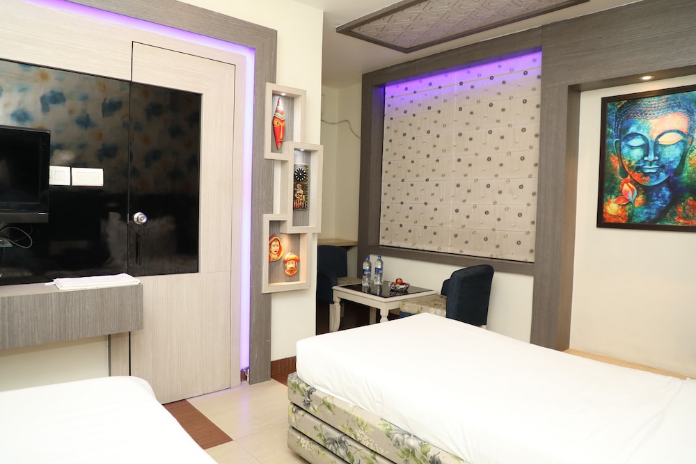 Hotel Dolphin International 30/72
