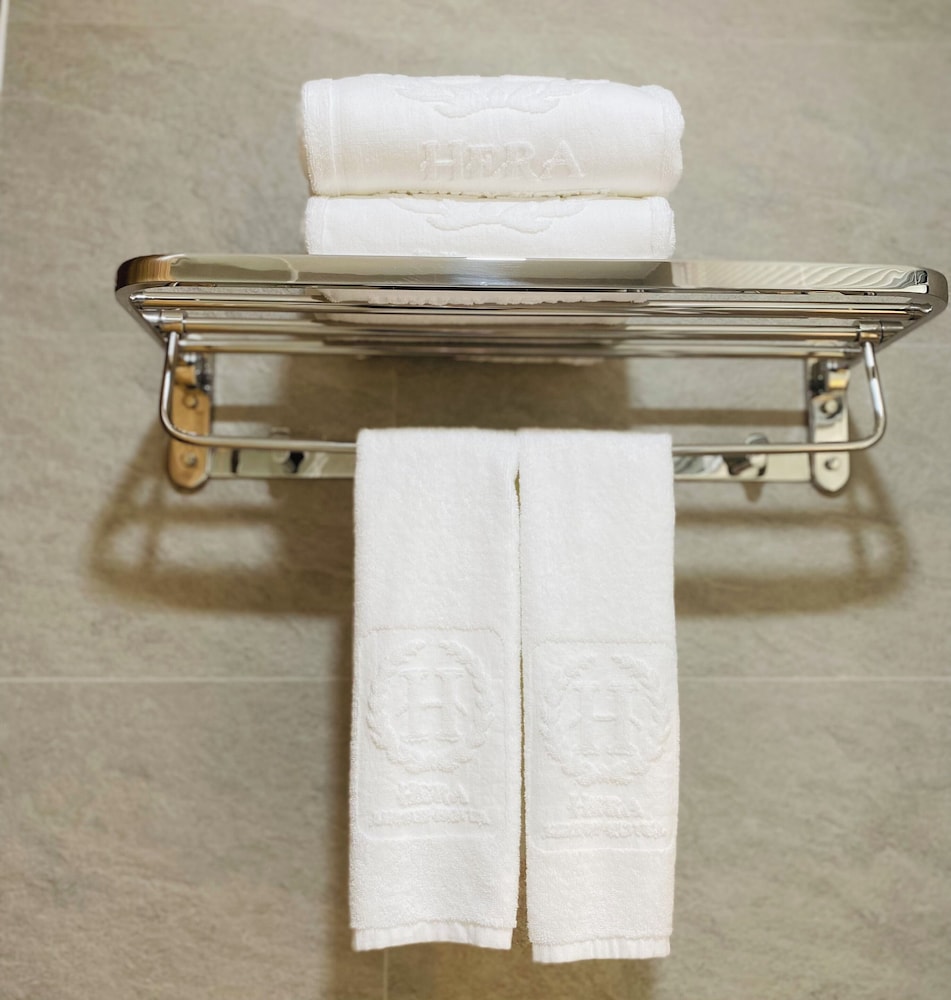 Hera Luxury Hotel 24/50