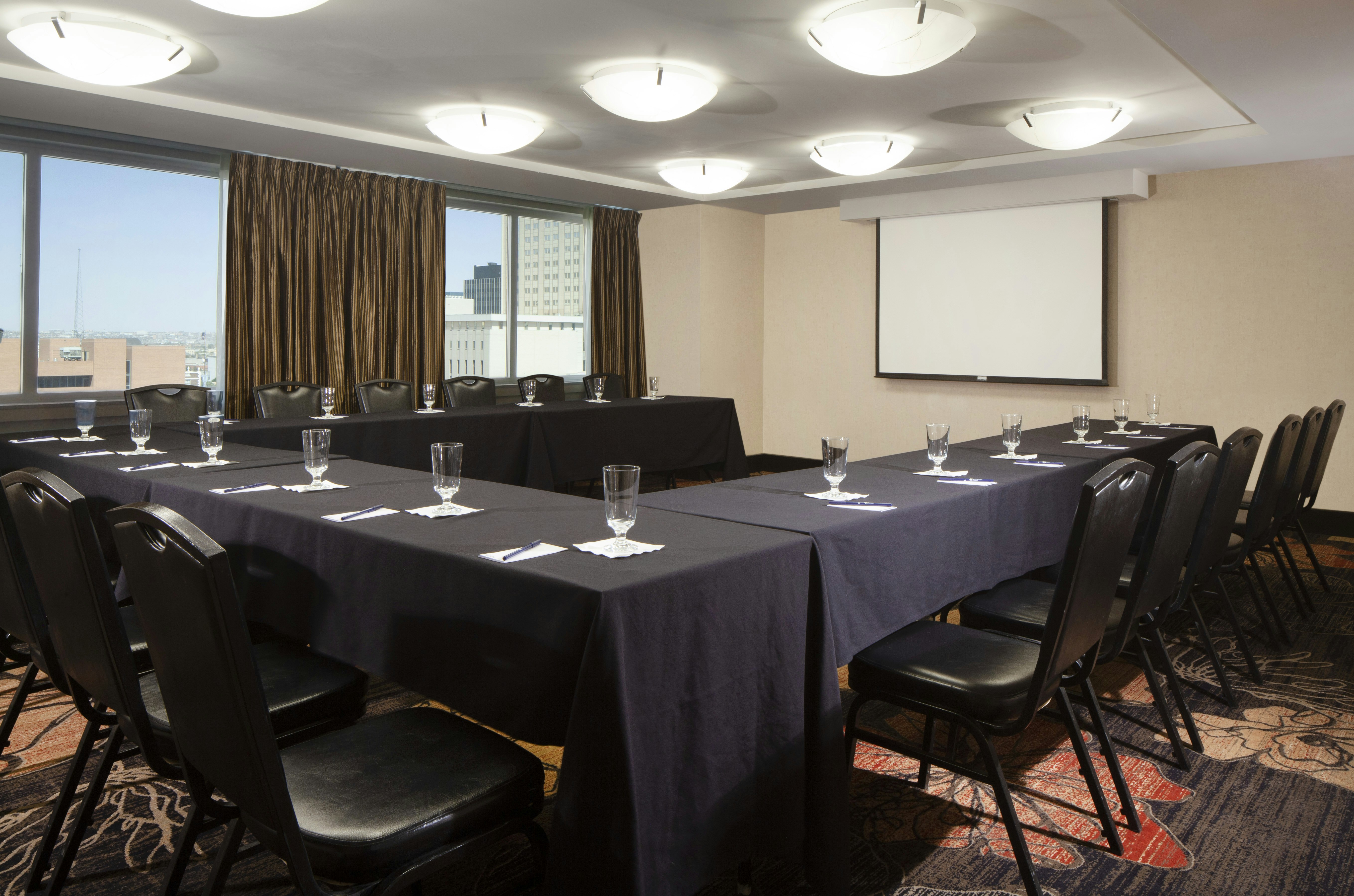 DoubleTree by Hilton El Paso Downtown 39/50