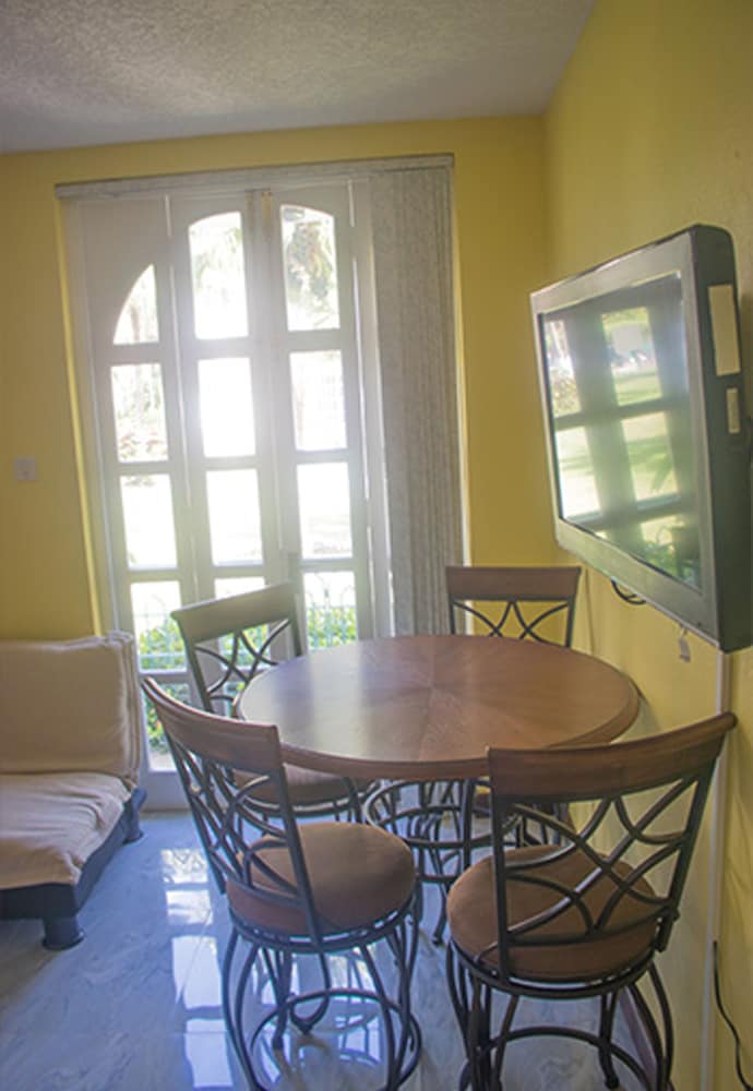Conch Shell Beach Studio At Sandcastles Resort 20/48