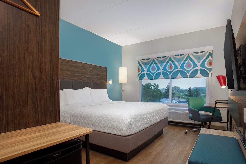 Room, King Bed