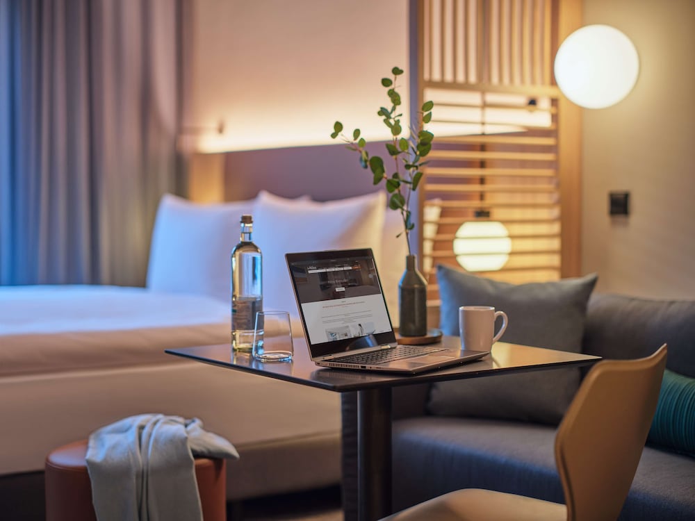 Adina Apartment Hotel Wiesbaden 48/69
