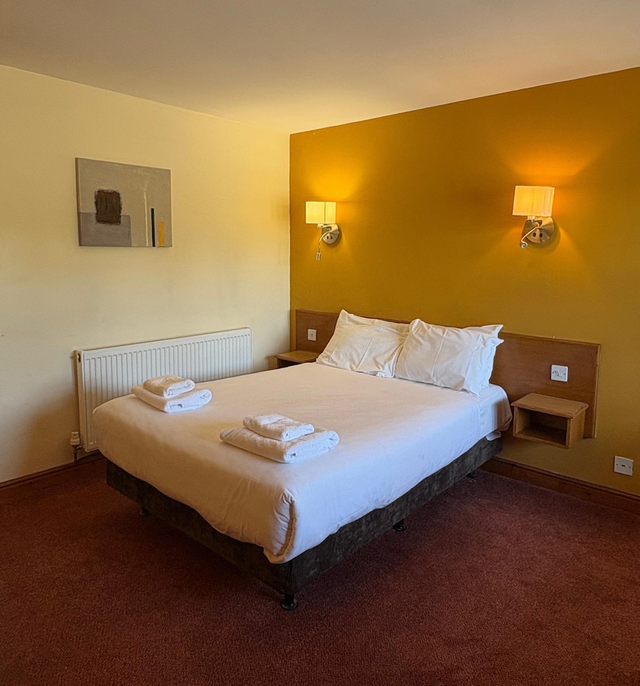 Tollgate Hotel And Leisure 3/20
