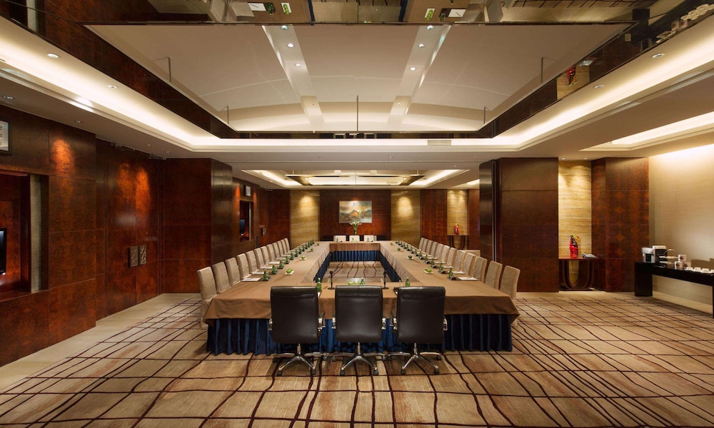 Doubletree By Hilton Qinghai Golmud China 62/71