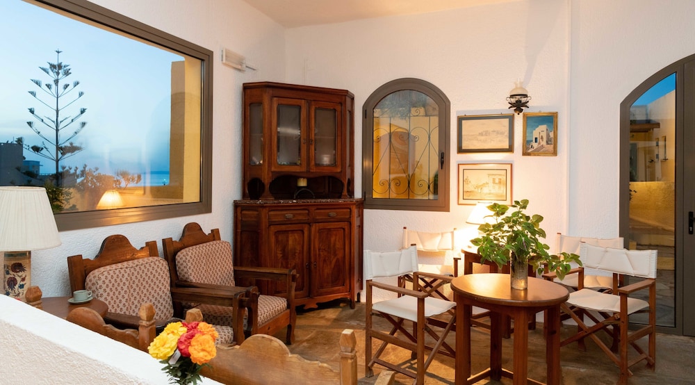 Porto Sisi Hotel Apartments 62/78