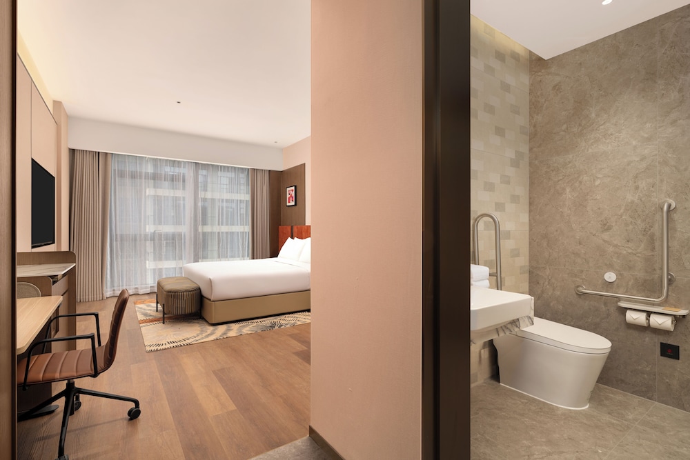 Hilton Garden Inn Shanwei Luhe 46/50