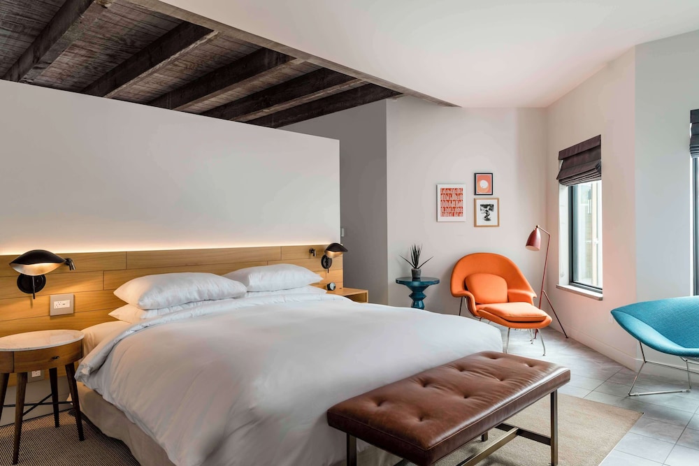 Harper, Suite, King Bed