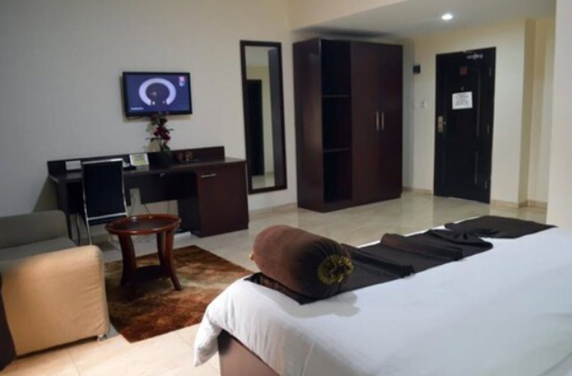 غرفة ديلوكس بسرير كينج بإطلالة على المدينة، De Santos Hotel 3/3