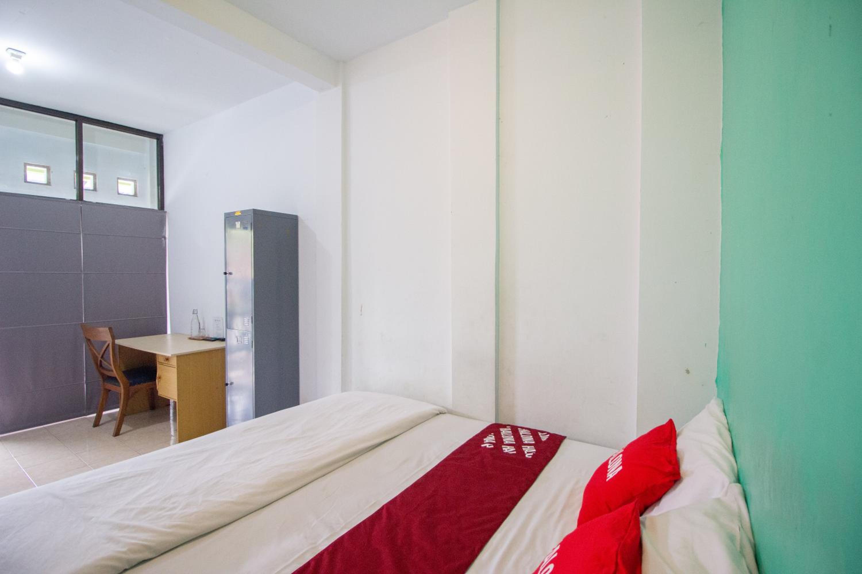 OYO 3707 Halona Guesthouse 16/50